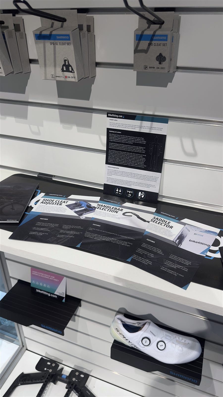 Instore wand met print en producten
